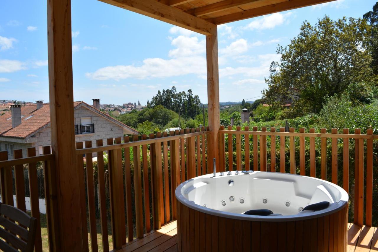 סנטיאגו דה קומפוסטלה Cabanas Compostela - Cabana La Catedral Con Banera De Hidromasaje מראה חיצוני תמונה